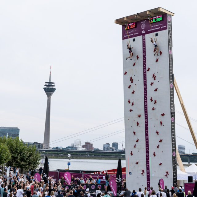 🎪 Der D.SPORTS CIRCUS geht in die nächste Runde! 💜

Nach einem spektakulären Wochenende 2025 mit internationalen Top-Athlet:innen, Rekorden und jeder Menge Gänsehautmomenten kehrt der D.SPORTS CIRCUS vom 12.–14. Juni 2026 zurück ans Düsseldorfer Rheinufer. 🔥

Auch in diesem Jahr verwandeln sich Burgplatz und Rheinwerft wieder in eine große Open-Air-Bühne für Spitzensport und Live-Entertainment. 🏀🧗‍♂️🥇

Wir freuen uns riesig, erneut als technischer Partner mit dabei zu sein und gemeinsam mit @dsports.sportstadtduesseldorf und allen Beteiligten dieses besondere Sportwochenende möglich zu machen. 🎥🎤💡

📍 12.–14. Juni 2026
📍 Burgplatz & Rheinwerft Düsseldorf
🎟 Eintritt frei

Wir zählen schon die Tage! 🙌

📸 D.SPORTS / Steffie Wunderl / Axel Kohring

#btlxsports #DSports #Circus #SpeedCircus #3x3Circus #FlightCircus #Düsseldorf #Sportevents #LiveExperience